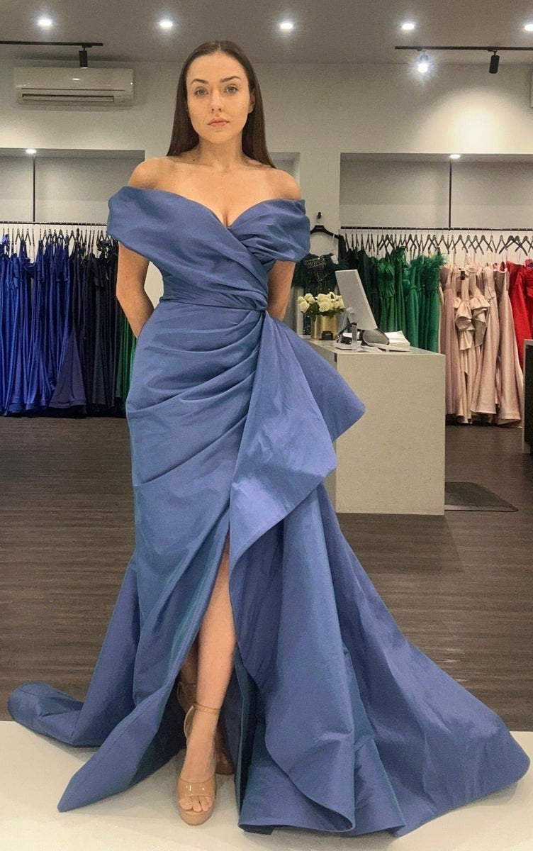 Tarik Ediz 51121 Wales - Main Image