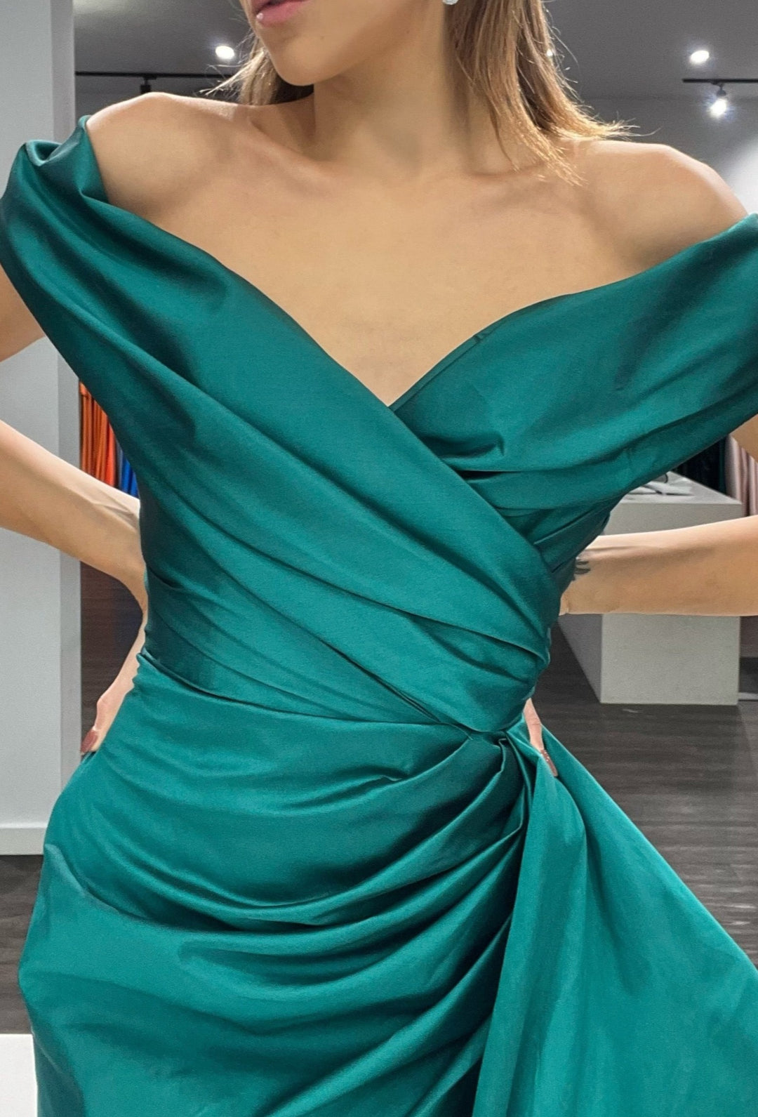 Tarik Ediz 51121 Wales Duchess Boutique Tarik Ediz 51121 Wales Duchess Boutique